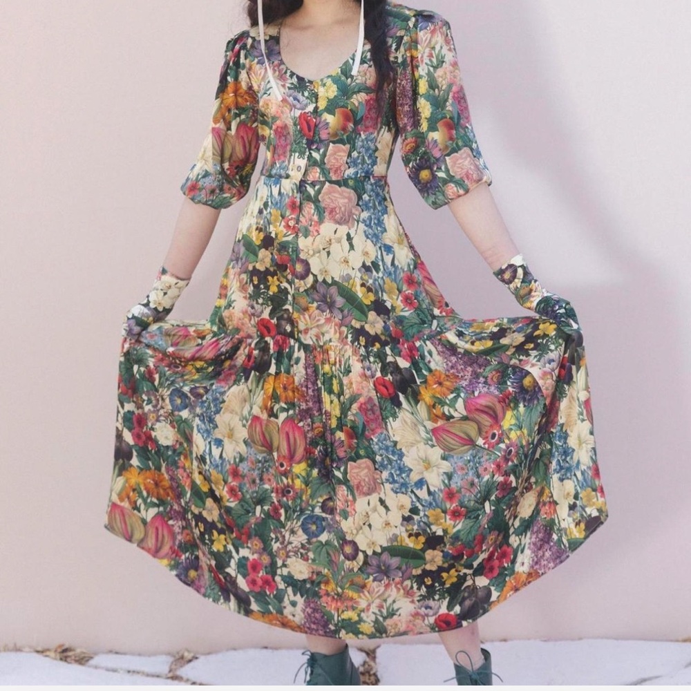 Samantha Pleet Dress Size 6